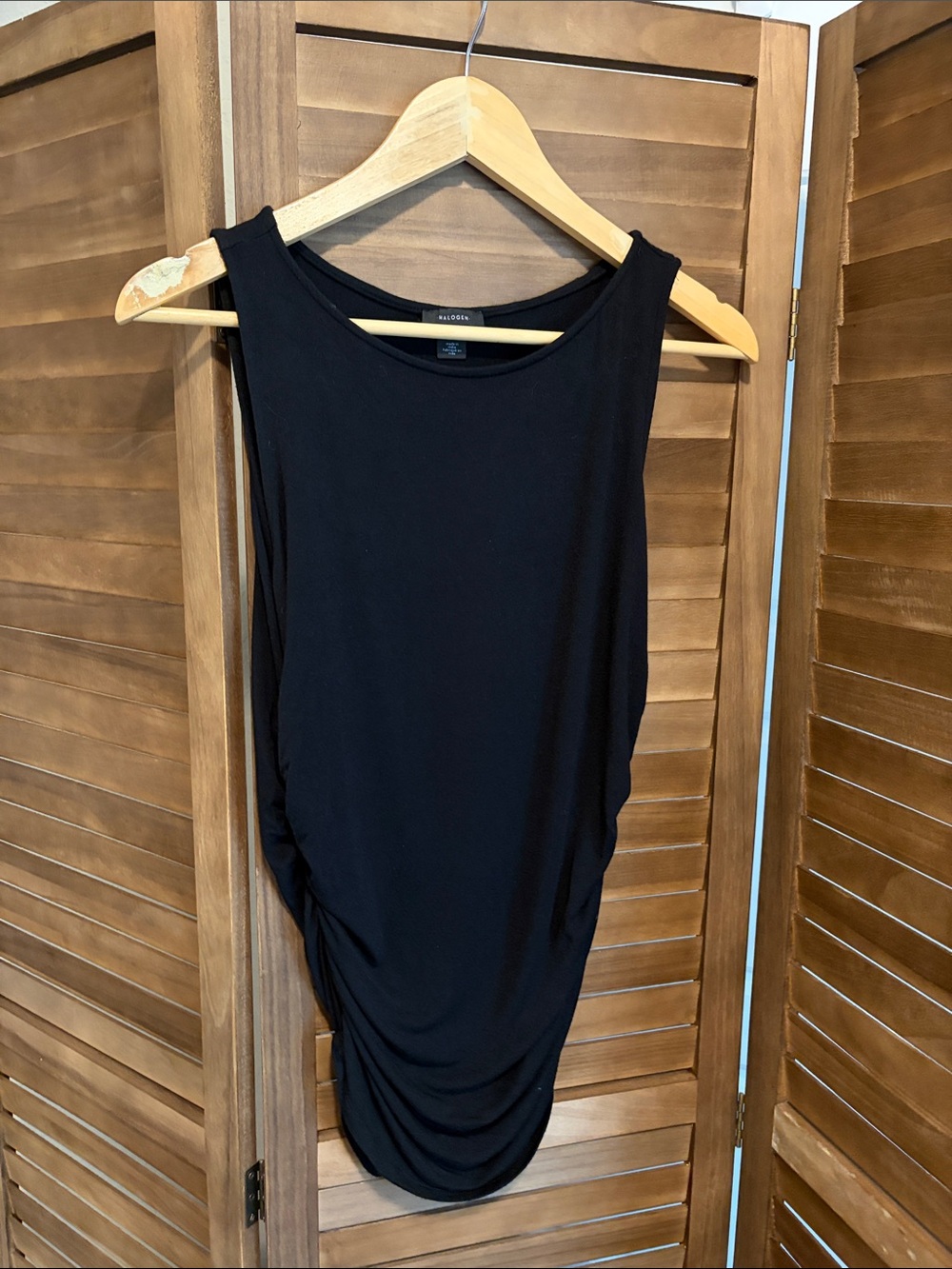 Halogen Black Sleeveless Scoop Neck Top